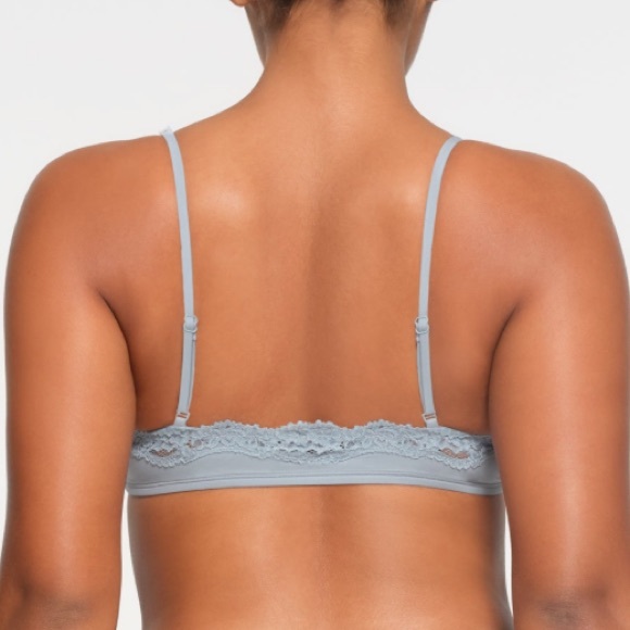 SKIMS fits everyone lace bralette - Picture 3 of 6